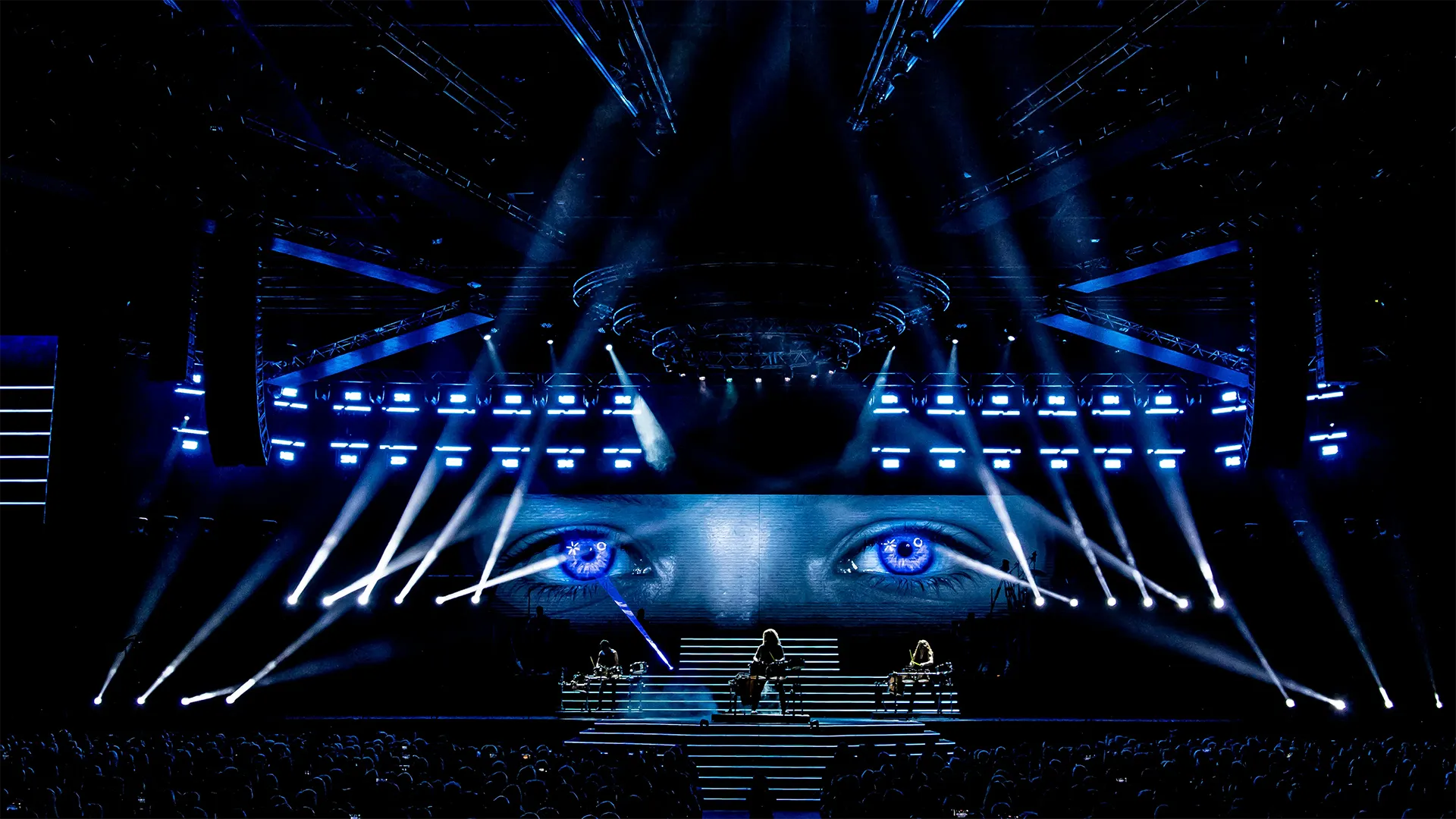 092   083   MGG 22 {Index} - MGG Event Production Portfolio